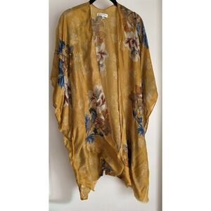 Woven Heart Kimono One Size Mustard Yellow Floral Short Sleeve Boho Gold Details